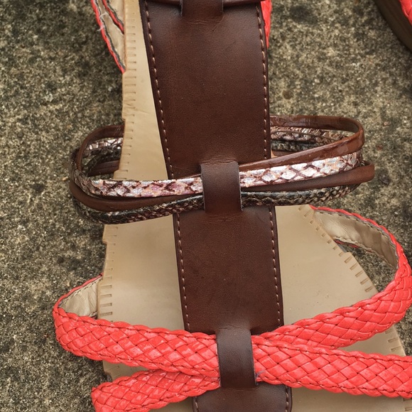 Bandolino Sandals - Picture 5 of 8